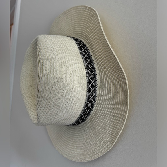 Saks Fifth Avenue Straw Hat with black and white pompoms and embroidered design - Picture 3 of 4